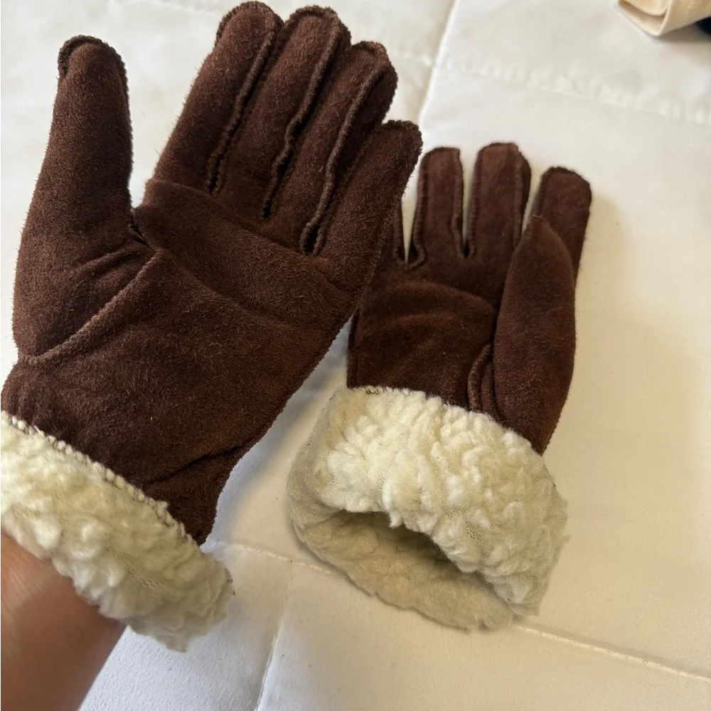 Brown genuine leather Suede Women's Gloves w/ shearling lining. S 6-6.5